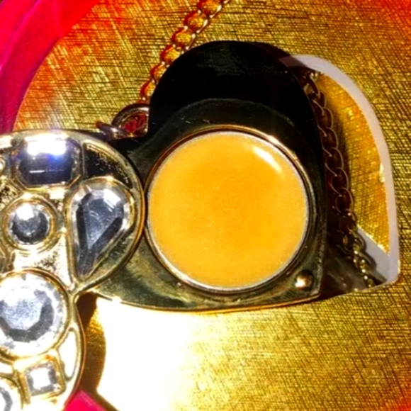 Viva La Juicy Solid Perfume Locket Necklace NWT - Picture 9 of 14